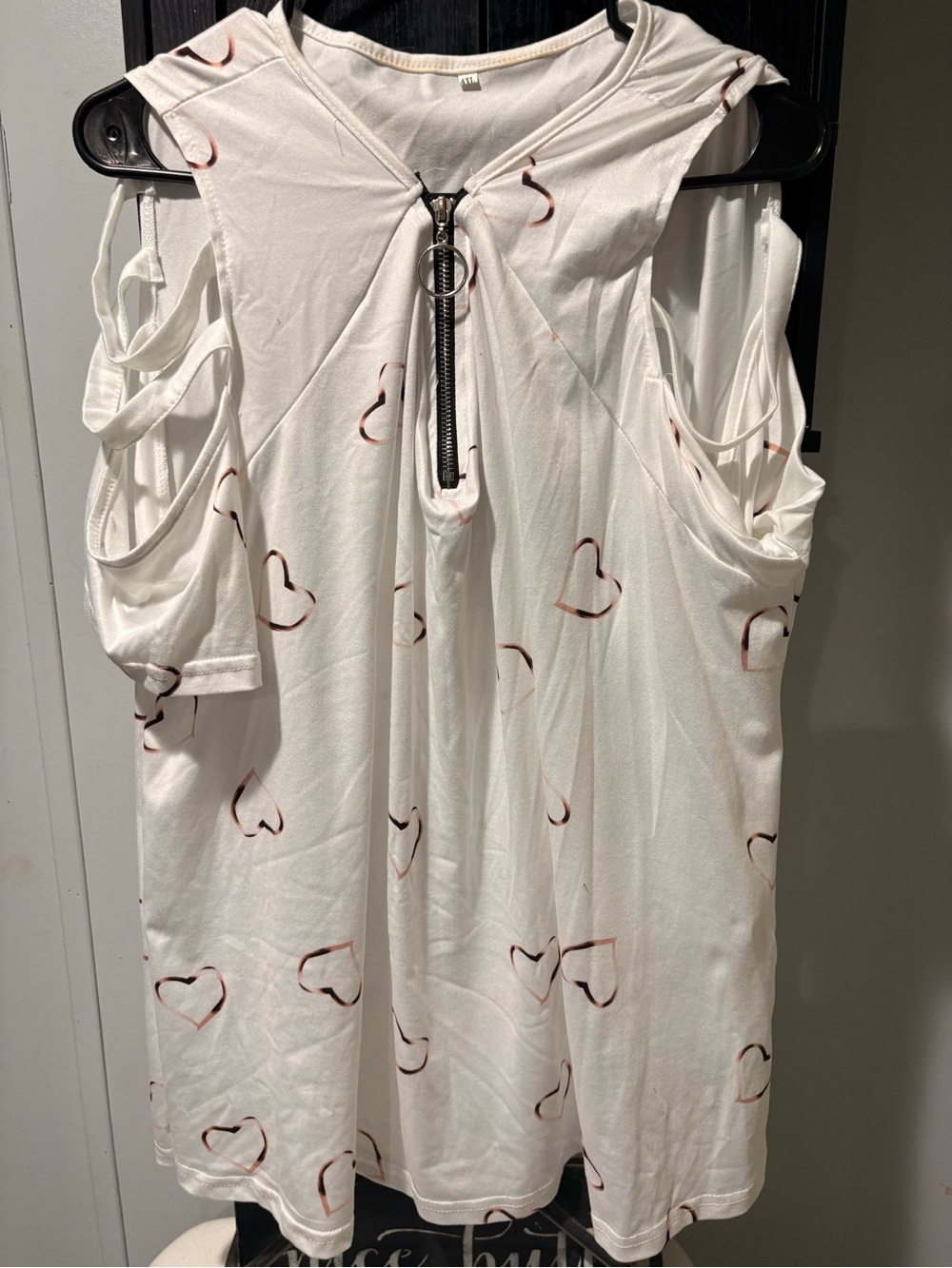 White Heart Print Cold-Shoulder Top with Front Zip
